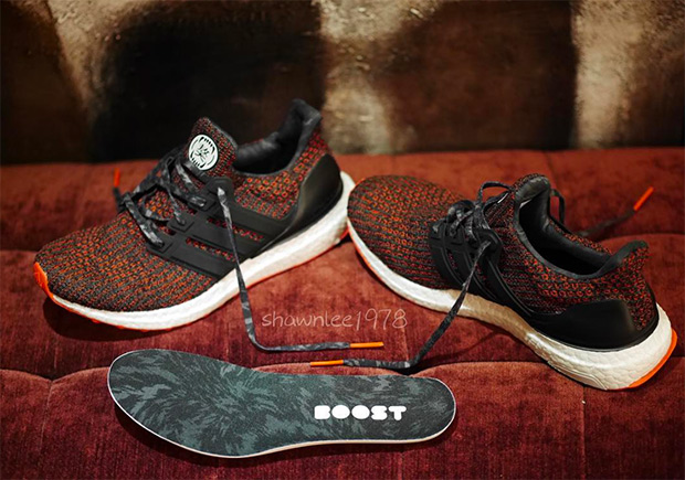 Adidas X Game of Thrones Ultra Boost House Lannister